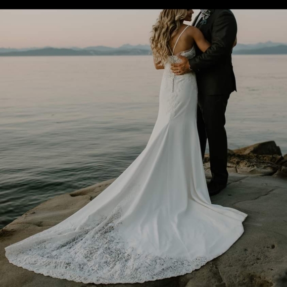 Sophia Tolli wedding dress - Picture 4 of 4